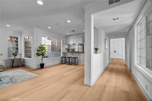 3545 Locust Avenue, Long Beach, CA 90807