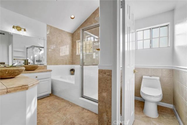 3545 Locust Avenue, Long Beach, CA 90807