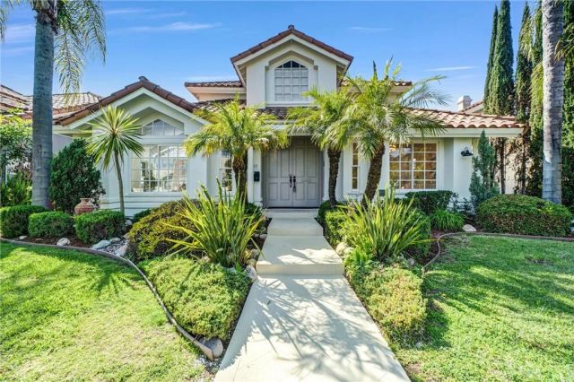 3545 Locust Avenue, Long Beach, CA 90807