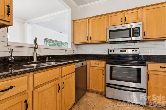 15114 Edindale Drive, Charlotte, NC 28277