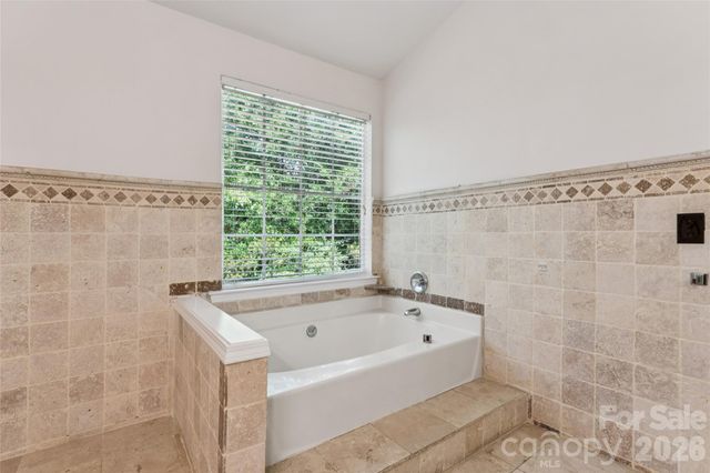 15114 Edindale Drive, Charlotte, NC 28277