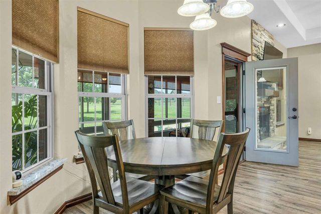 282 NE Road Runner Dr, Fletcher, OK 73541