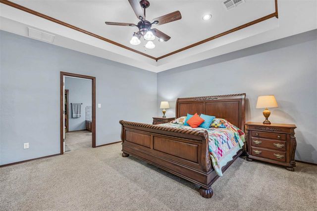 282 NE Road Runner Dr, Fletcher, OK 73541