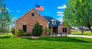 282 NE Road Runner Dr, Fletcher, OK 73541
