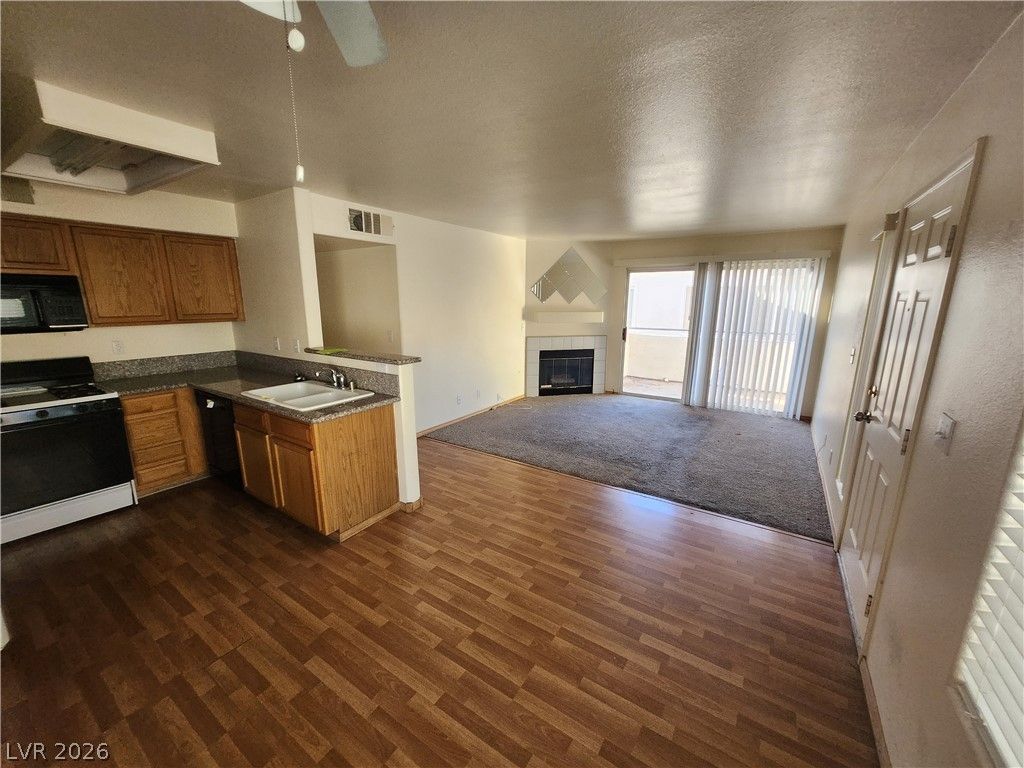 5150 Mandalay Springs Drive 204, Las Vegas, NV 89120 — photo 3