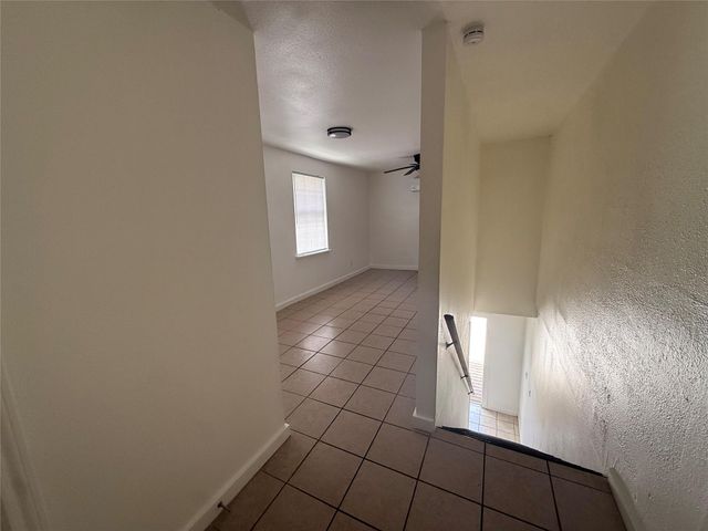 938 Zoe Street 1, Houston, TX 77020