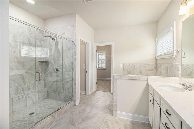 283 Hickory Pointe Drive, Acworth, GA 30101