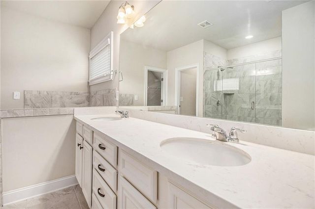 283 Hickory Pointe Drive, Acworth, GA 30101