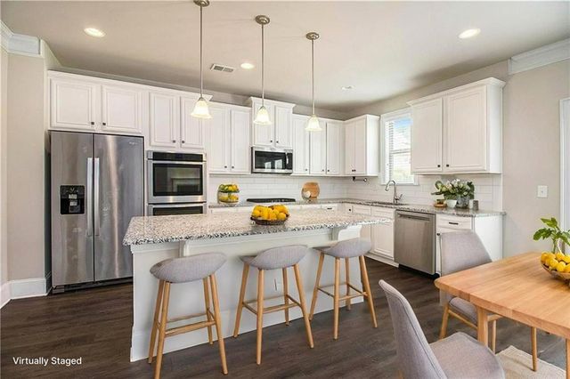 283 Hickory Pointe Drive, Acworth, GA 30101