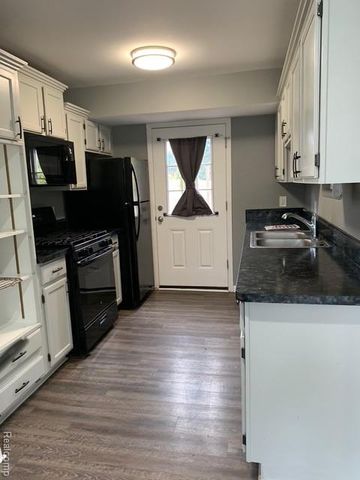 11602 Norway Drive, Hartland Township, MI 48353