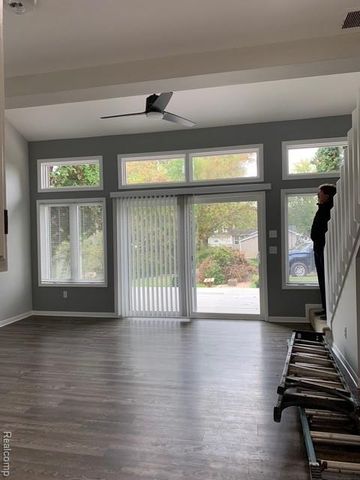 11602 Norway Drive, Hartland Township, MI 48353