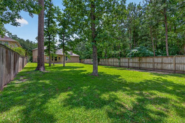 3 Black Swan Court, Magnolia, TX 77354