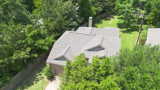 3 Black Swan Court, Magnolia, TX 77354