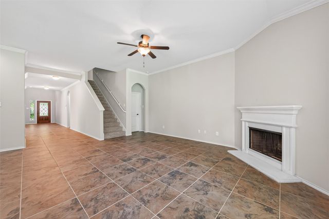 3 Black Swan Court, Magnolia, TX 77354