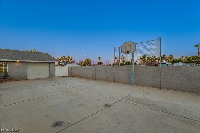 6050 Duncan Drive, Las Vegas, NV 89108