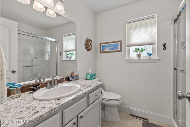 5881 N Isabella DR, Coeur D'alene, ID 83815