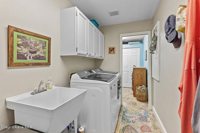 5881 N Isabella DR, Coeur D'alene, ID 83815