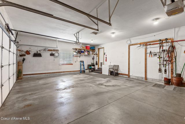 5881 N Isabella DR, Coeur D'alene, ID 83815