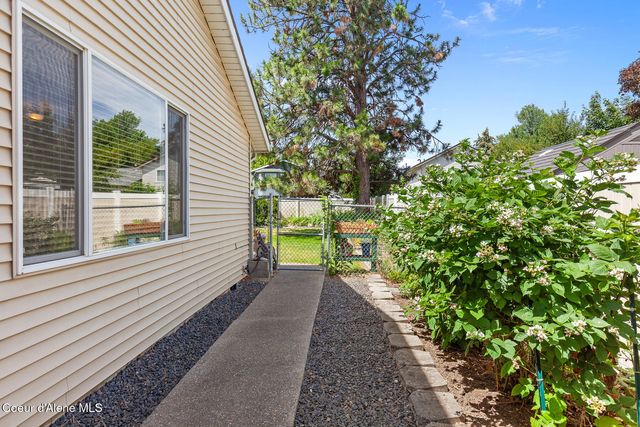 5881 N Isabella DR, Coeur D'alene, ID 83815
