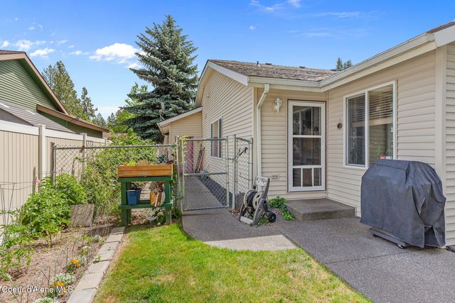 5881 N Isabella DR, Coeur D'alene, ID 83815