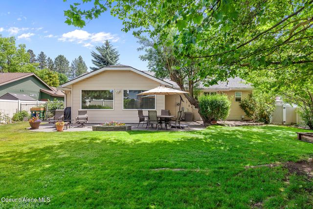 5881 N Isabella DR, Coeur D'alene, ID 83815