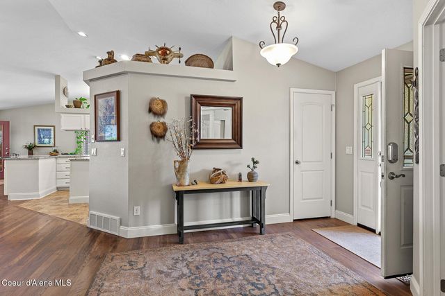 5881 N Isabella DR, Coeur D'alene, ID 83815