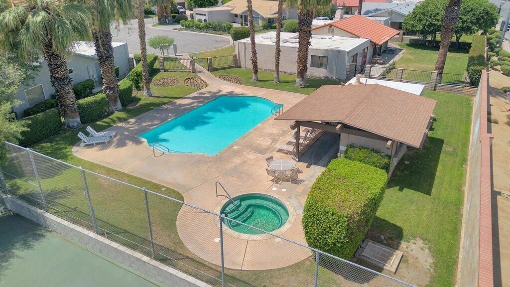 Image 32 of property listing at 78472 Calle Huerta, La Quinta, CA 92253