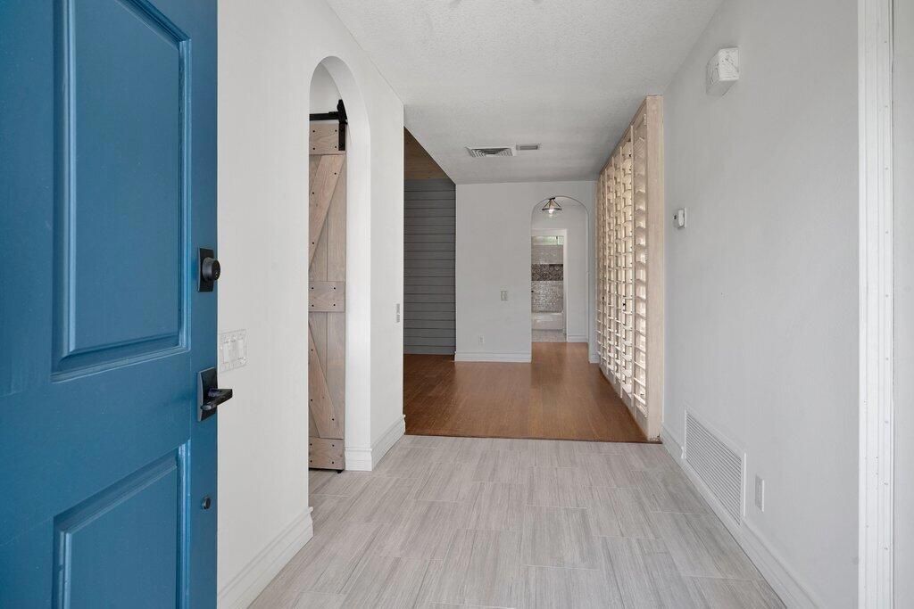 Image 4 of property listing at 78472 Calle Huerta, La Quinta, CA 92253