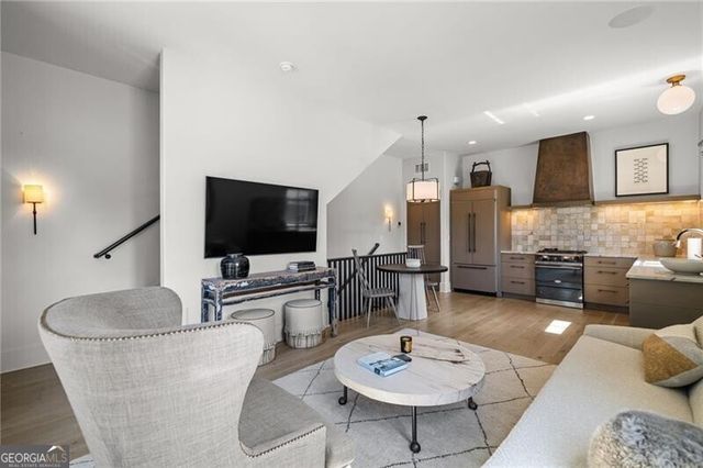 2053 Manchester Street NE, Atlanta, GA 30324