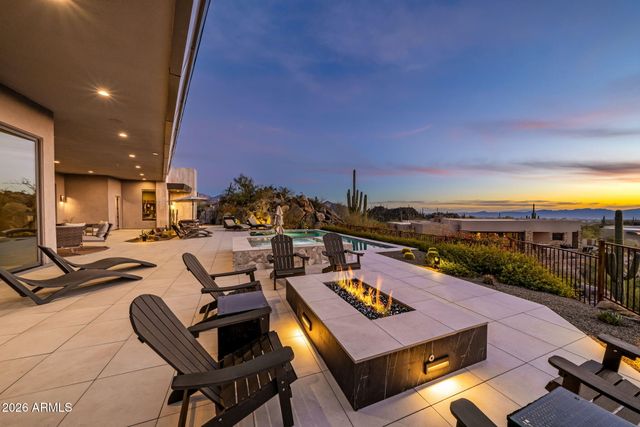 1313 W TORTOLITA MOUNTAIN Circle, Oro Valley, AZ 85755