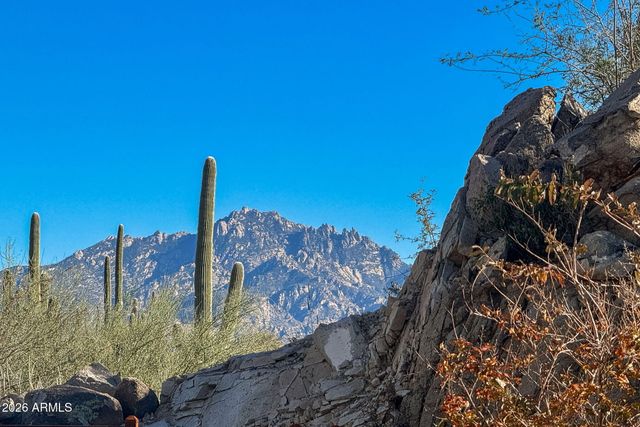 1313 W TORTOLITA MOUNTAIN Circle, Oro Valley, AZ 85755