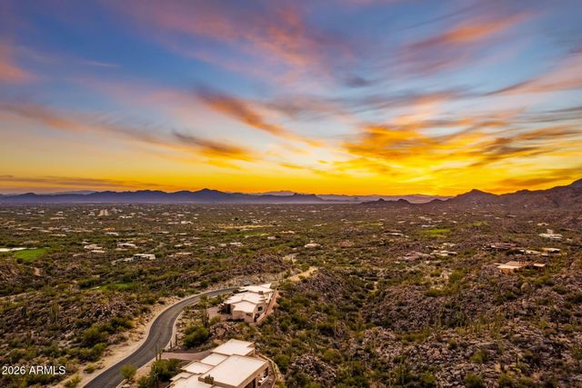 1313 W TORTOLITA MOUNTAIN Circle, Oro Valley, AZ 85755