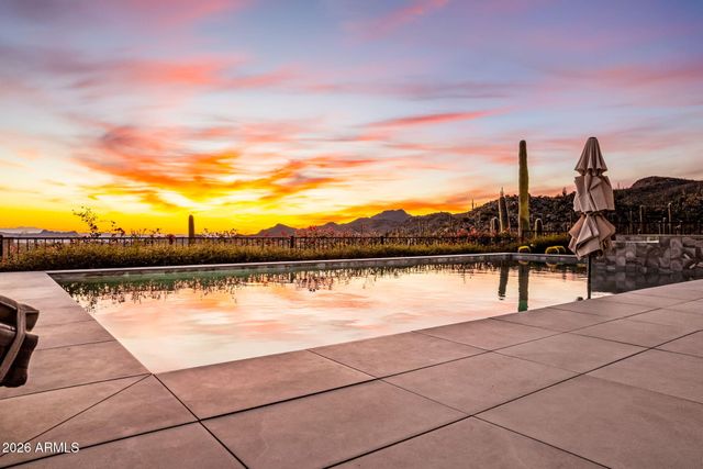 1313 W TORTOLITA MOUNTAIN Circle, Oro Valley, AZ 85755