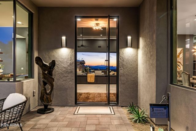 1313 W TORTOLITA MOUNTAIN Circle, Oro Valley, AZ 85755