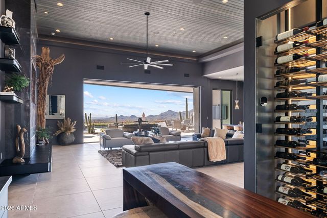 1313 W TORTOLITA MOUNTAIN Circle, Oro Valley, AZ 85755