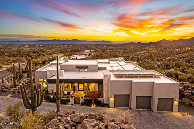 1313 W TORTOLITA MOUNTAIN Circle, Oro Valley, AZ 85755