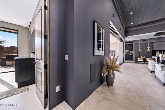 1313 W TORTOLITA MOUNTAIN Circle, Oro Valley, AZ 85755