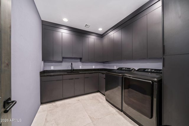 1313 W TORTOLITA MOUNTAIN Circle, Oro Valley, AZ 85755