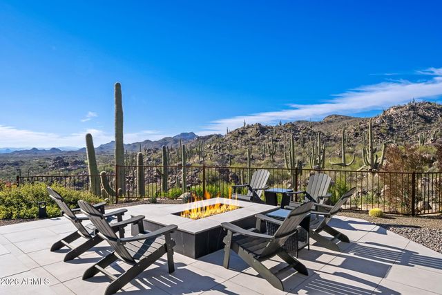1313 W TORTOLITA MOUNTAIN Circle, Oro Valley, AZ 85755