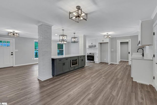 181 Skyland Drive, Clinton, SC 29325