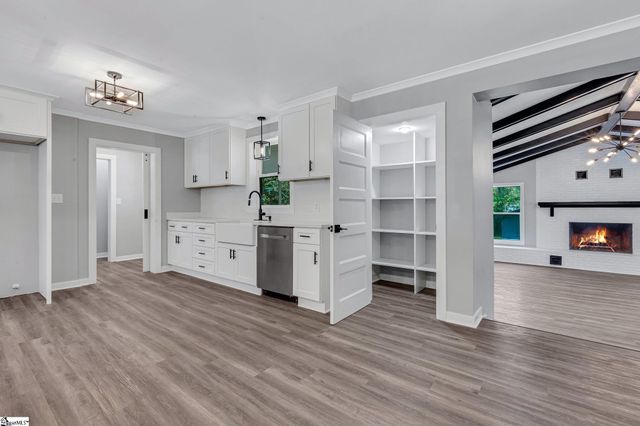 181 Skyland Drive, Clinton, SC 29325
