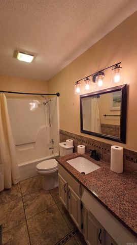 112 Kings Place, Fairfield Bay, AR 72088