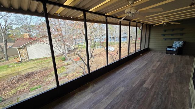 112 Kings Place, Fairfield Bay, AR 72088