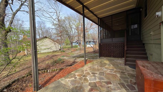 112 Kings Place, Fairfield Bay, AR 72088