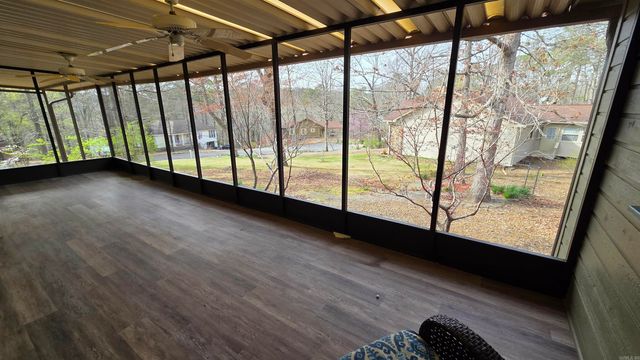 112 Kings Place, Fairfield Bay, AR 72088