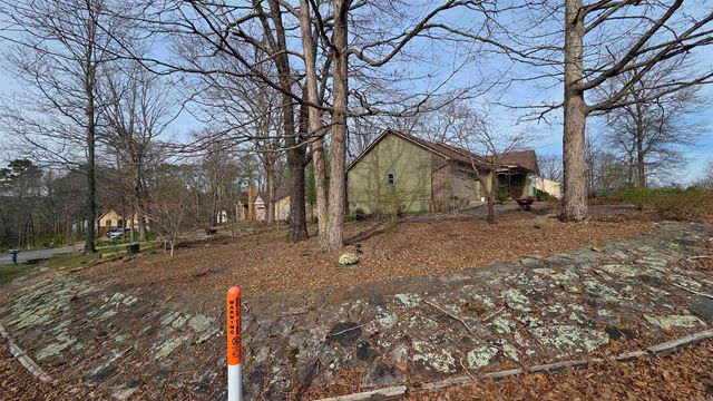 112 Kings Place, Fairfield Bay, AR 72088