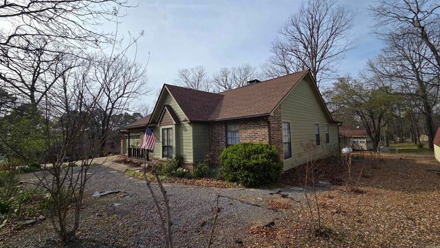 112 Kings Place, Fairfield Bay, AR 72088