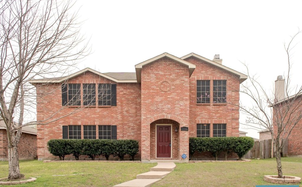 1030 April Showers Lane, Lancaster, TX 75134