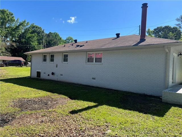 2875 Carriage Lane, Atlanta, GA 30349