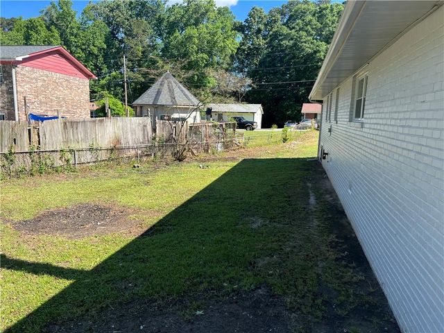 2875 Carriage Lane, Atlanta, GA 30349